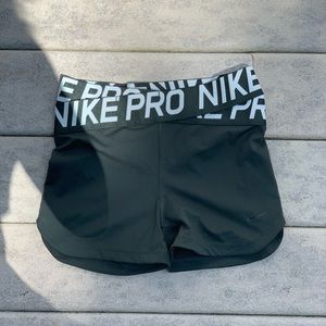 Nike pro spandex NWOT